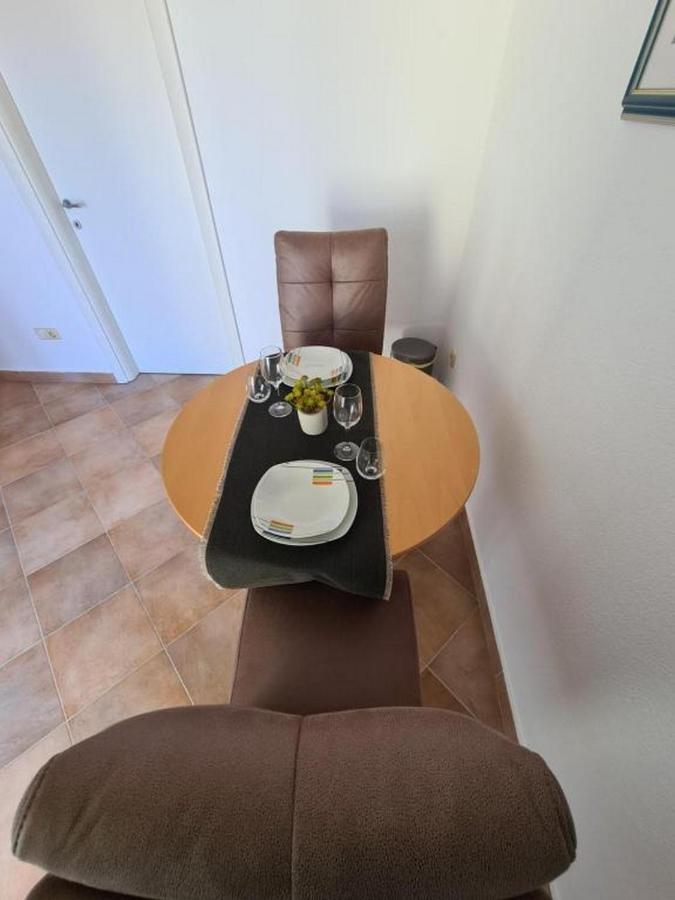 Villa Neda Vodice Luaran gambar