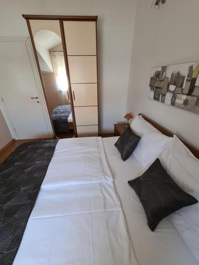 Villa Neda Vodice Luaran gambar